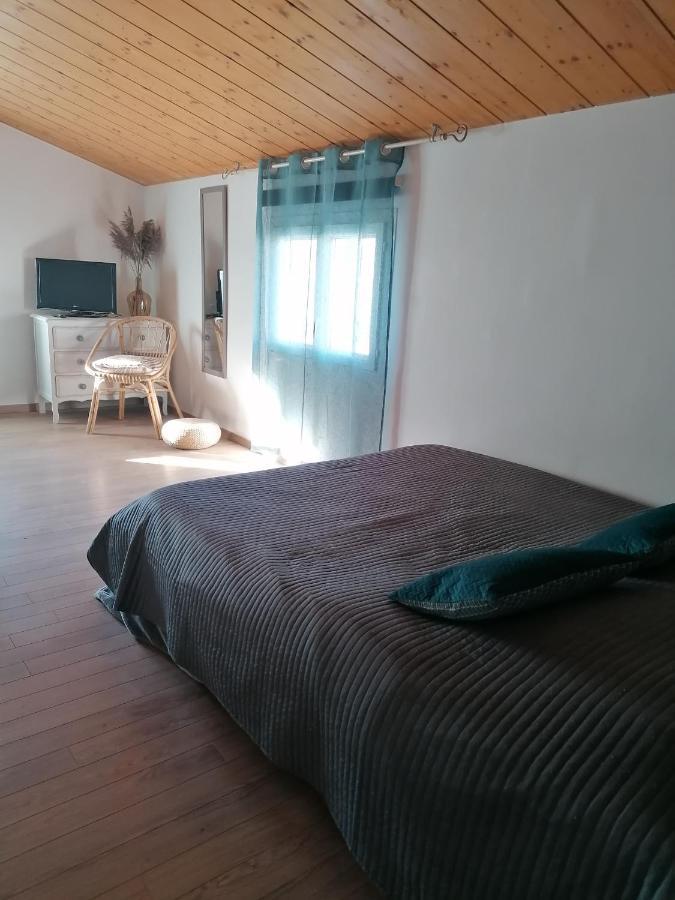 Chambre Familiale "Le Pecher" Saillans  Ngoại thất bức ảnh